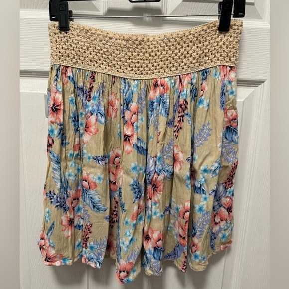 LIVING DOLL|mini boho festival flower lightweight flowy summer skirt|Size XL NWT - Picture 3 of 8